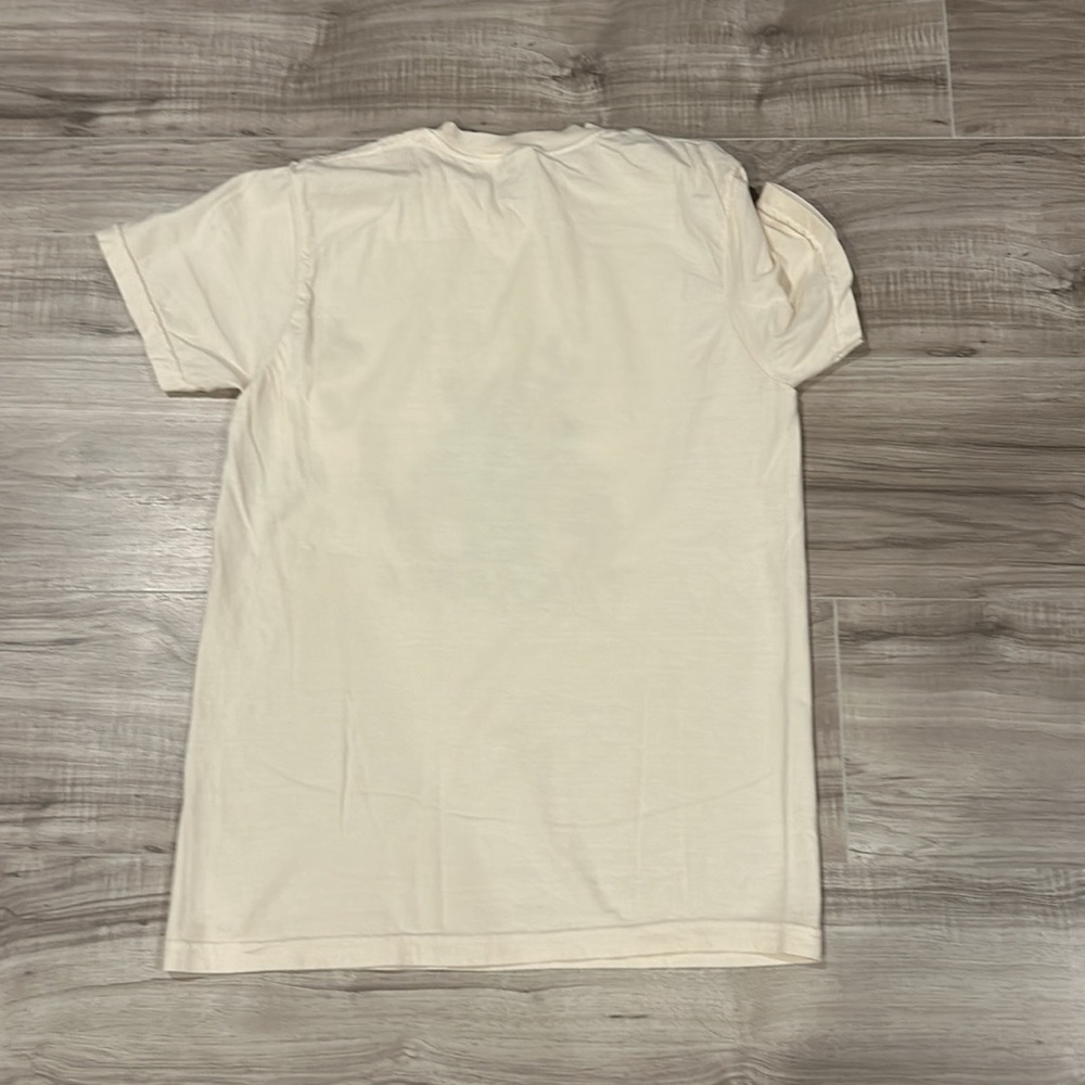 Graphic t-shirt custom made size small - Picture 4 of 4
